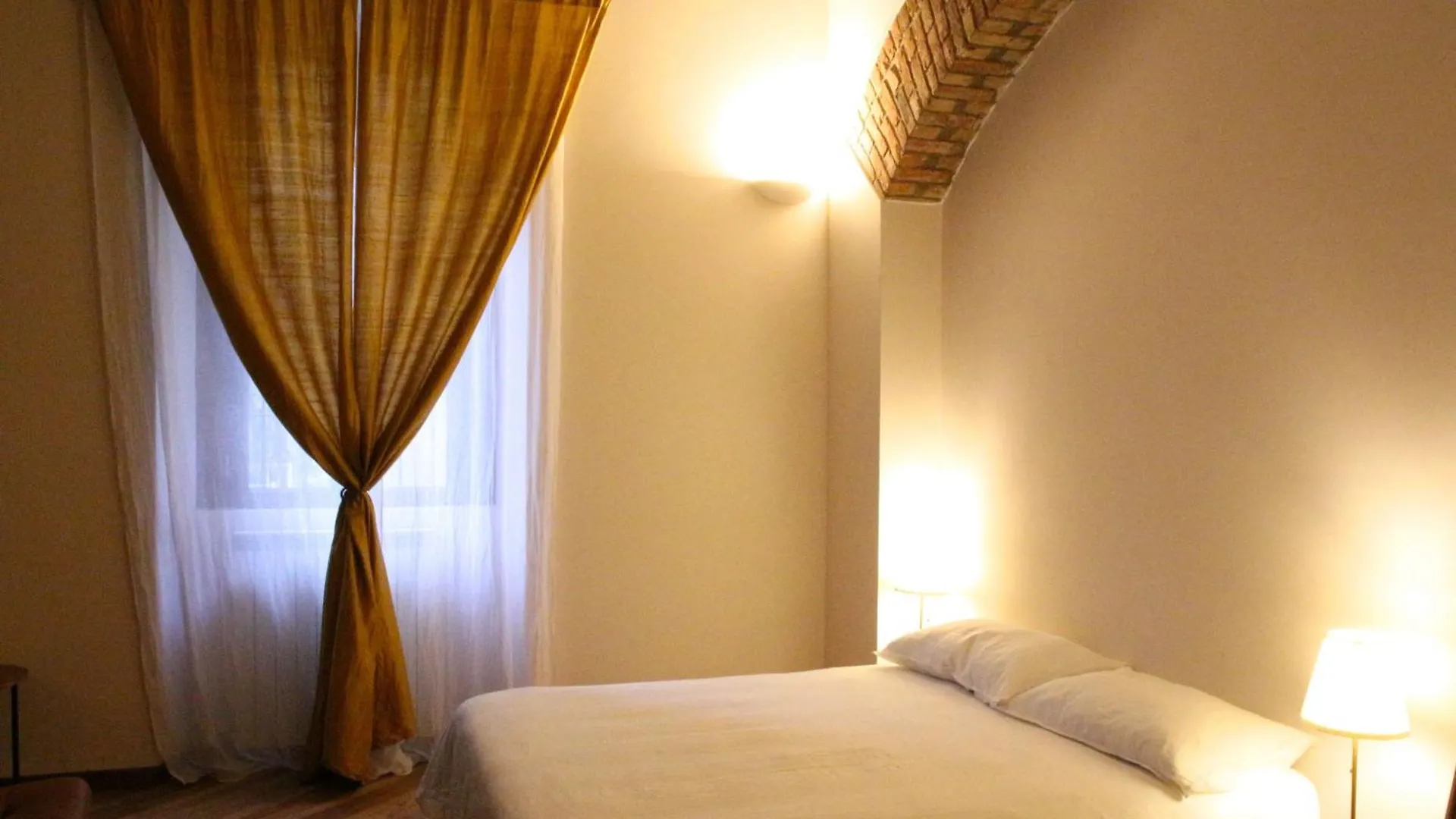 Loft Porta Romana - Duomo Milano 0*,  Italia